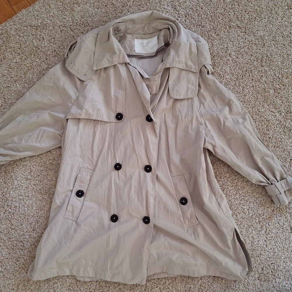Zara Women L Lightweight tan jacket